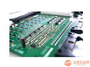 三軸自動滴膠機在電子元件封裝領(lǐng)域的核心應(yīng)用與技術(shù)咨詢要點