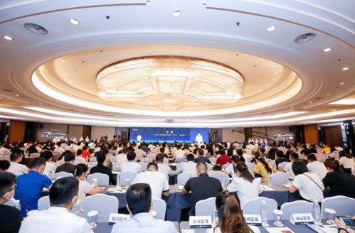 云跡機(jī)器人亮相浙江省飯店業(yè)數(shù)字化建設(shè)工作推進(jìn)會(huì)，助力飯店業(yè)數(shù)字化升級(jí)與數(shù)字文化創(chuàng)意內(nèi)容應(yīng)用服務(wù)融合